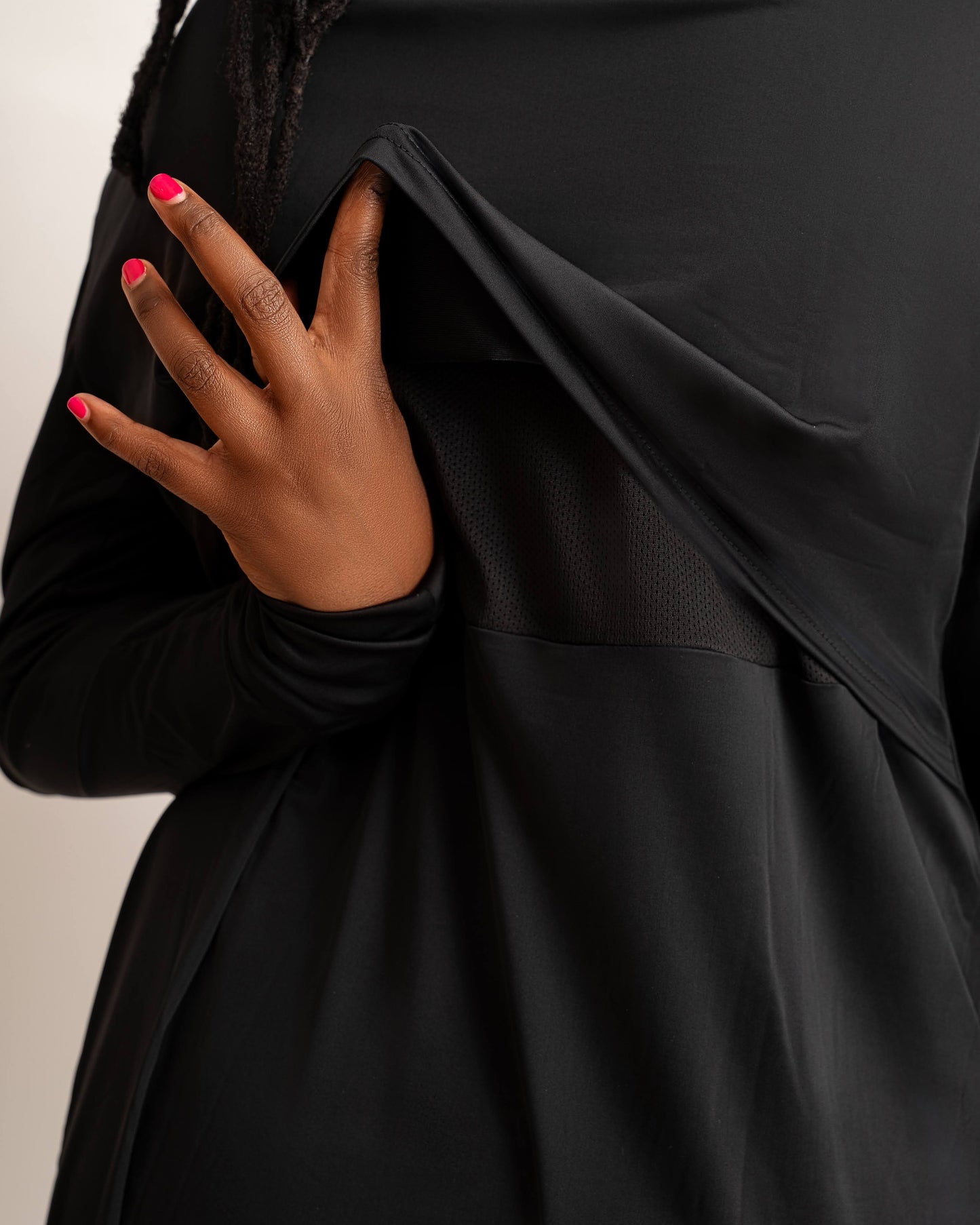 ZAIBA Modest ActiveFlow Jasiri Long Top - Black